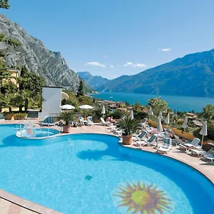 San Pietro **** Limone sul Garda