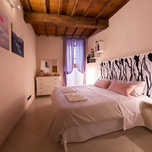 https://san-frediano-district-apartment.it-tuscanyhotel.com